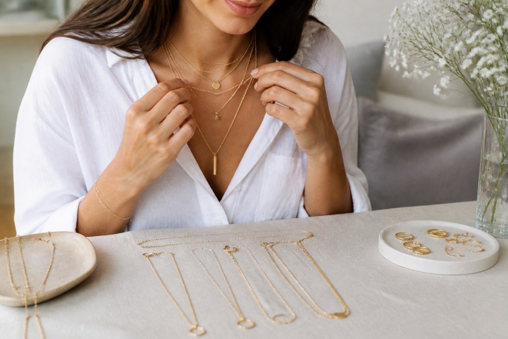 How to Layer Necklaces for Beginners
