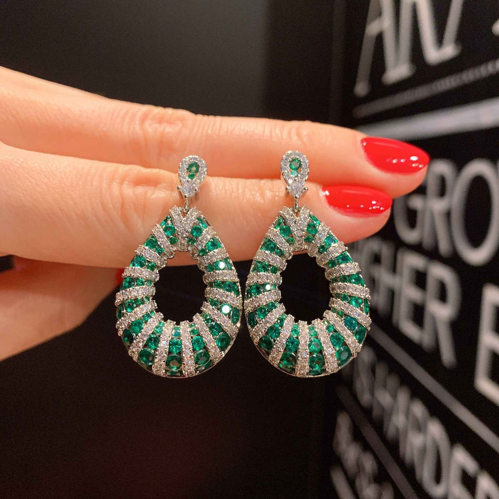 Gemini Lulu Korean Earrings and Pendant Jewellery Set